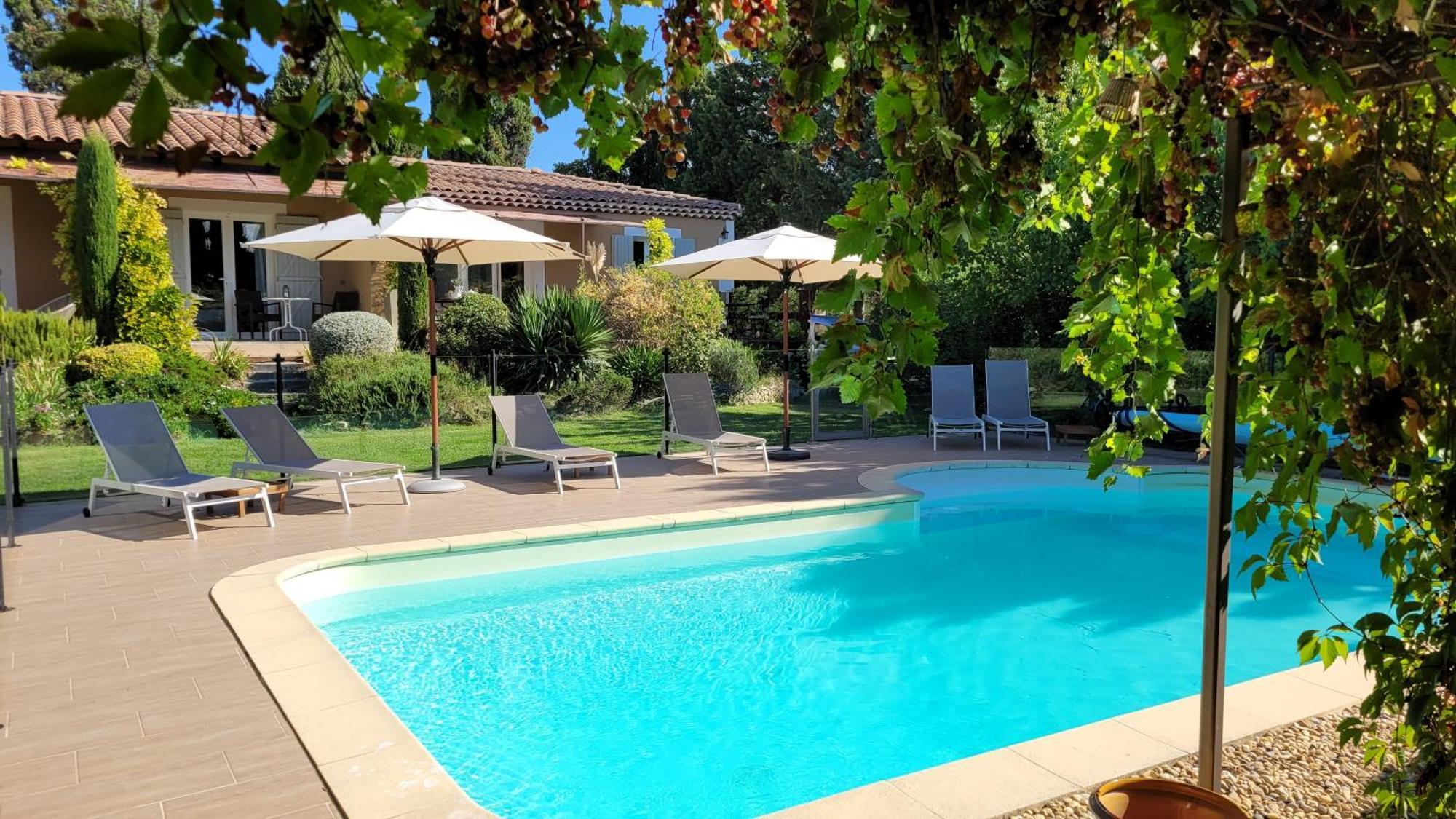 Mas Des Marguerites Bed & Breakfast Maussane-les-Alpilles Exterior photo