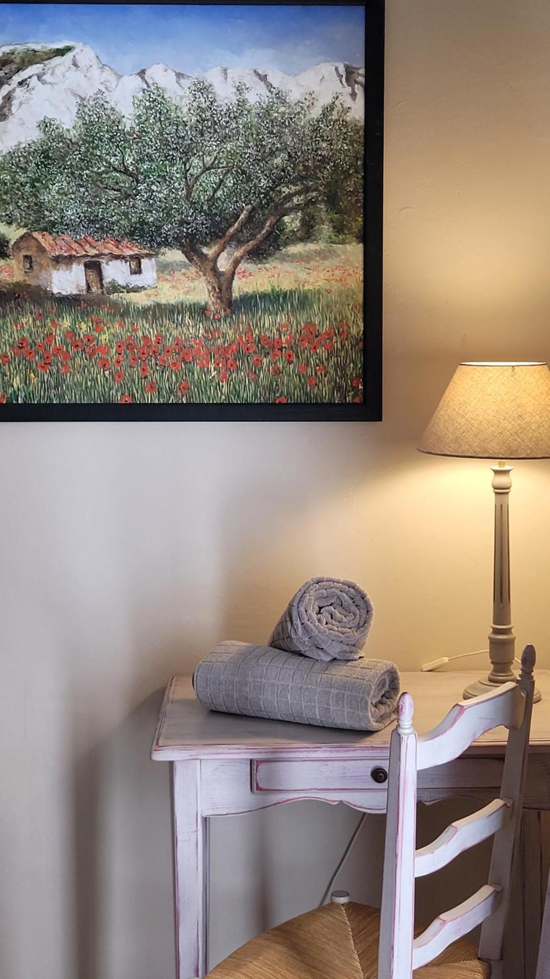 Mas Des Marguerites Bed & Breakfast Maussane-les-Alpilles Exterior photo